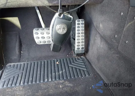 2015 Mercedes-Benz G 63 Amg 4Matic z USA, uszkodzony, nr VIN WDCYC7DF7FX240142